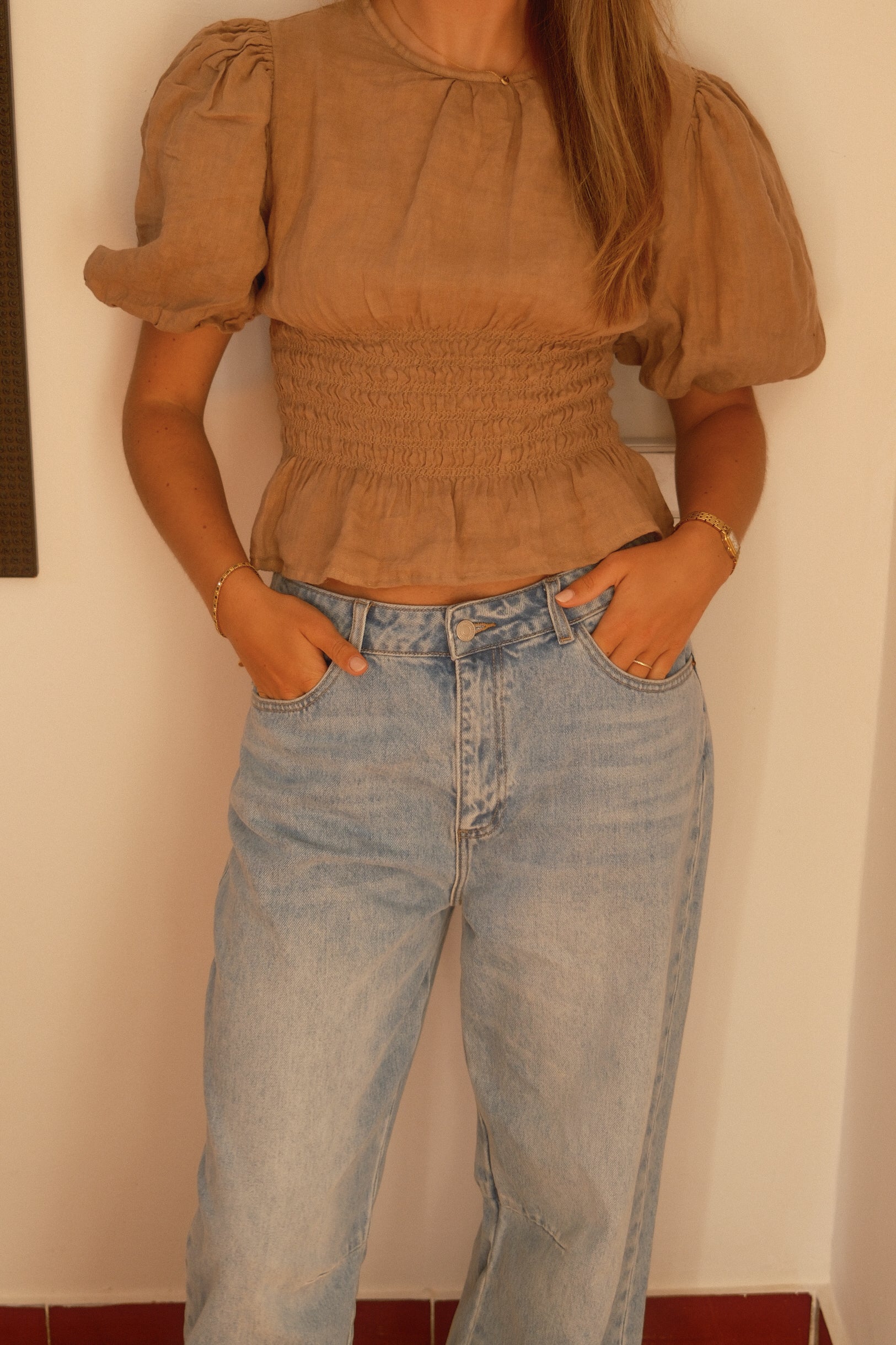 100% LINNEN TAILORED TOP TAUPE - Image 7