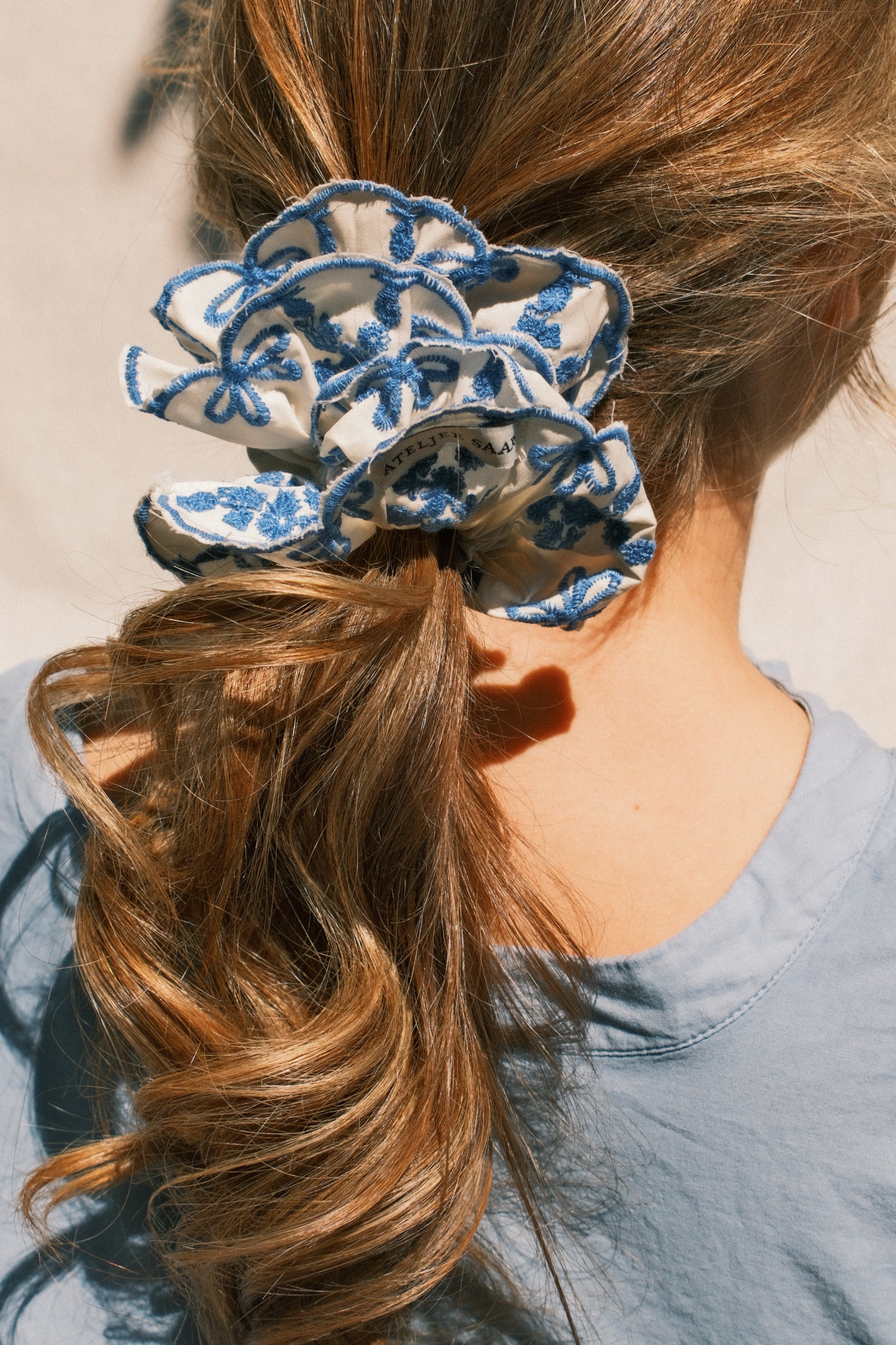 BLOOM SCRUNCHIE ROYAL BLUE - Image 3