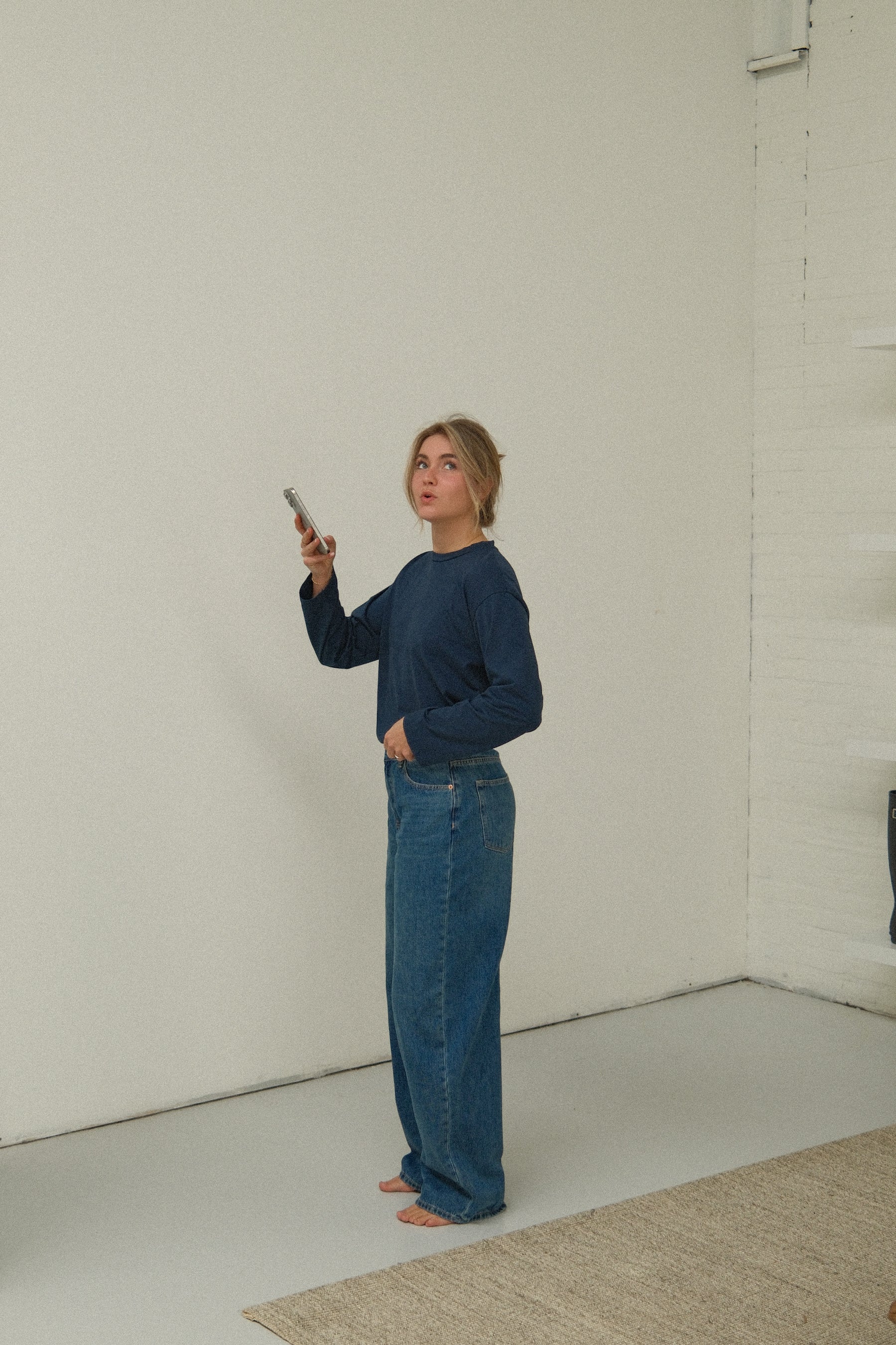 ESSENTIAL LONGSLEEVE NAVY - Image 7