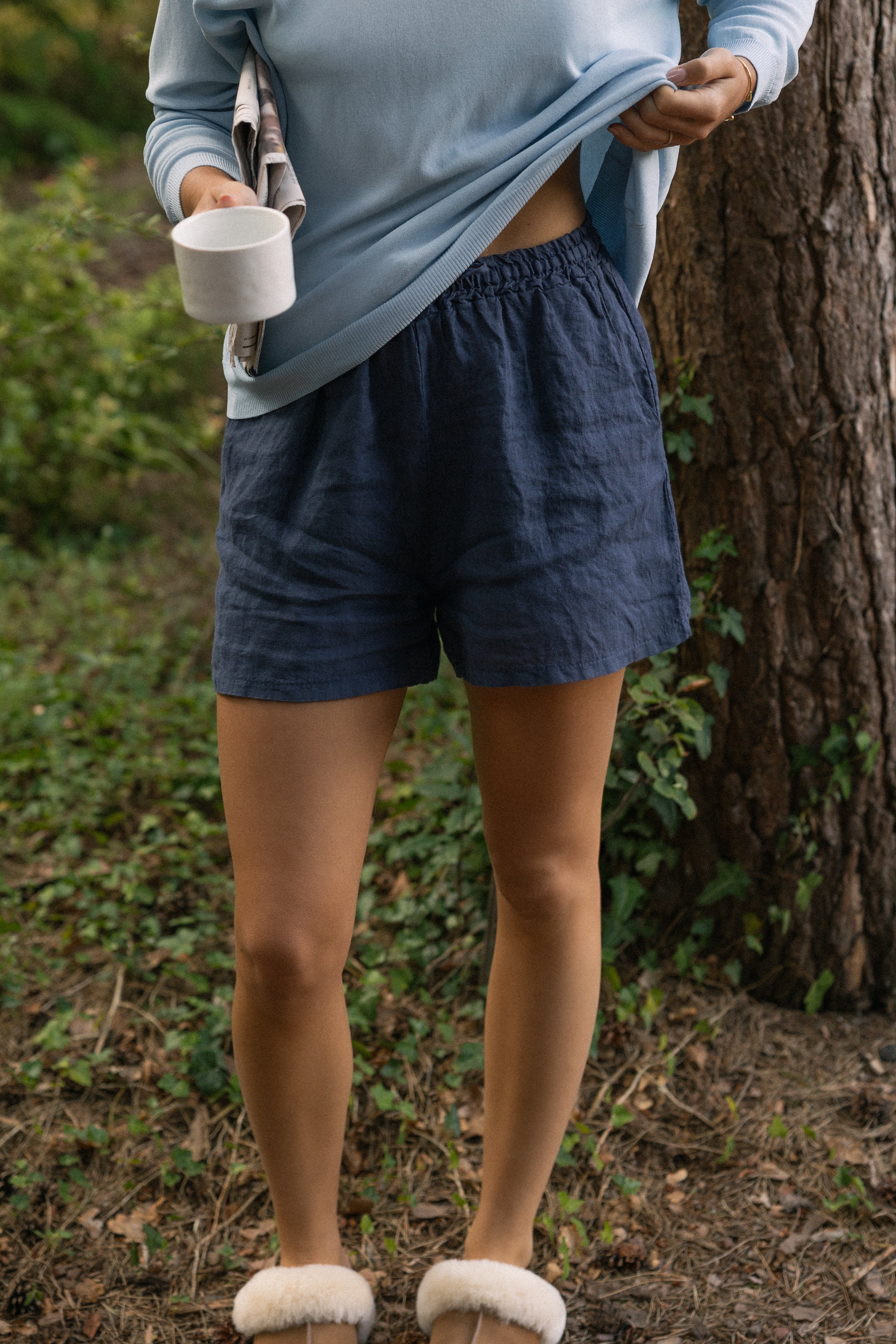 LINNEN SARAH SHORT NAVY - Image 3