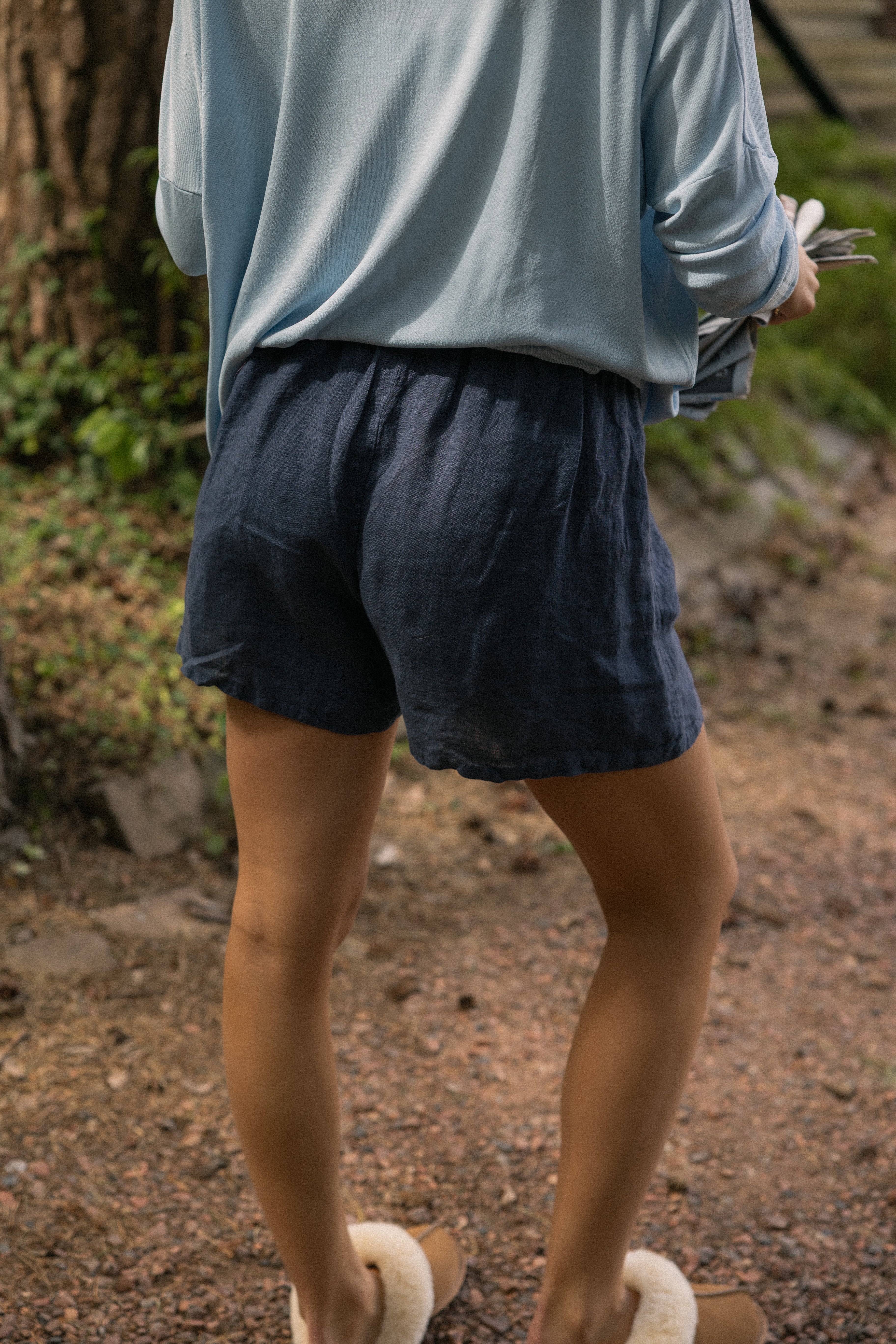 LINNEN SARAH SHORT NAVY - Image 4