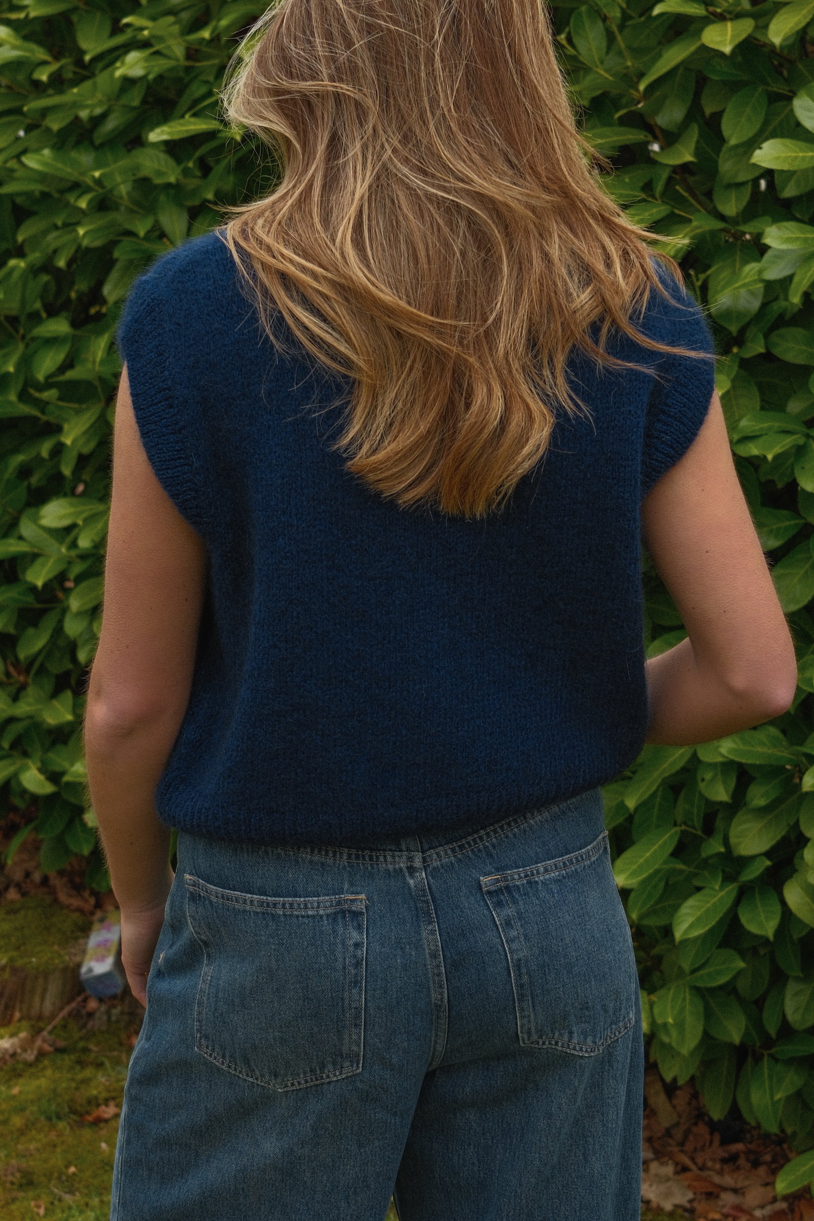 MOHAIR MEGGY GILET NAVY - Image 4