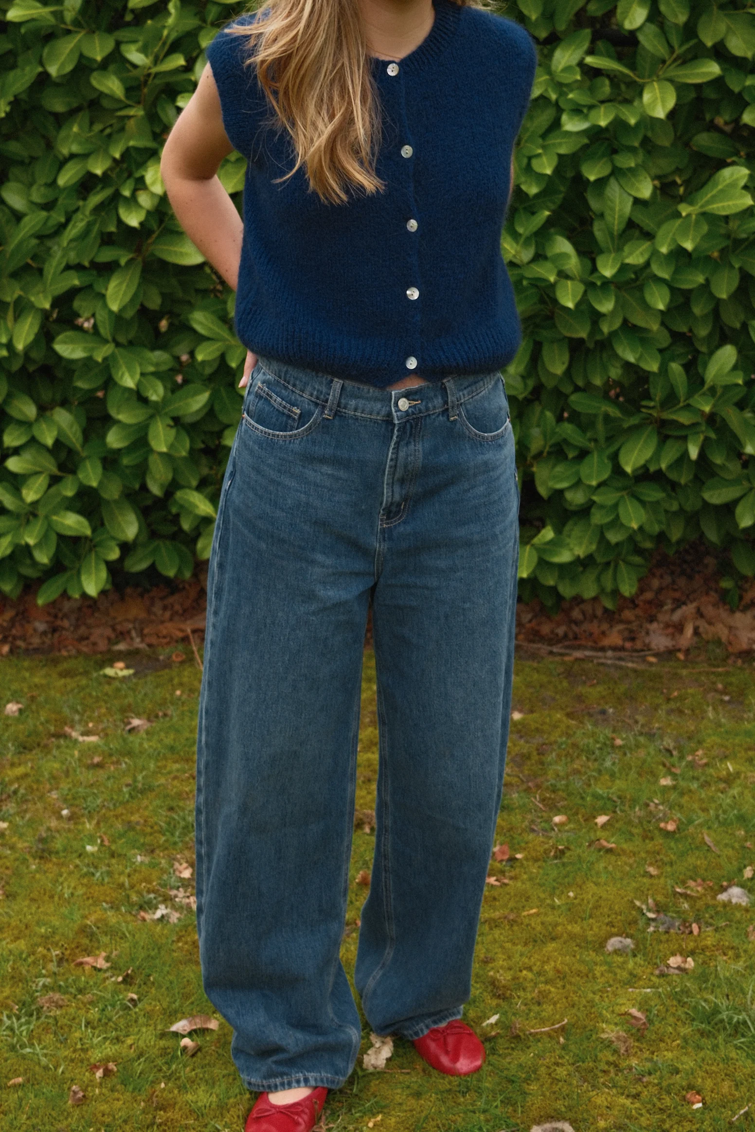MOHAIR MEGGY GILET NAVY - Image 6