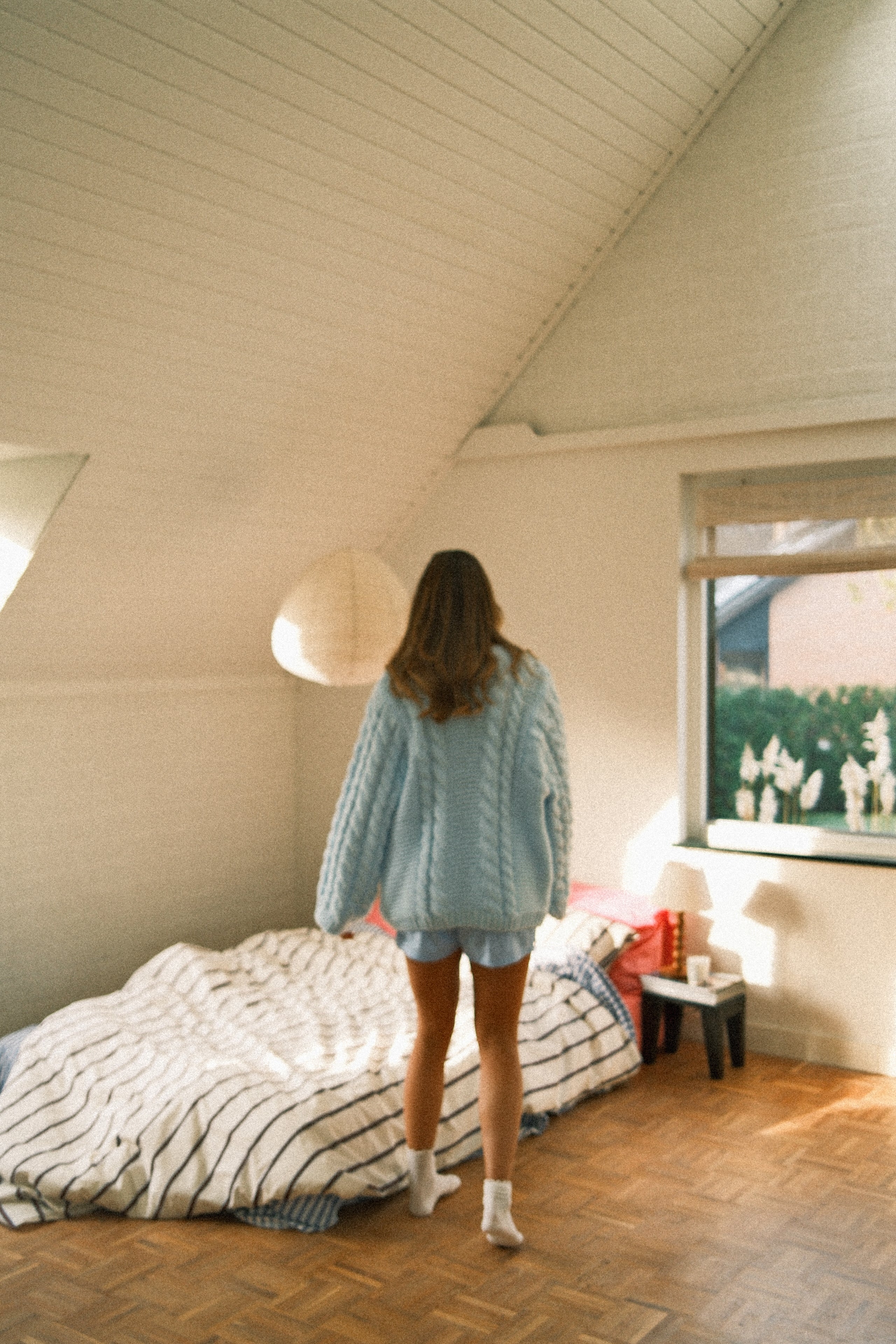 OVERSIZED CHUNKY CABLE KNIT BABY BLUE - Image 9