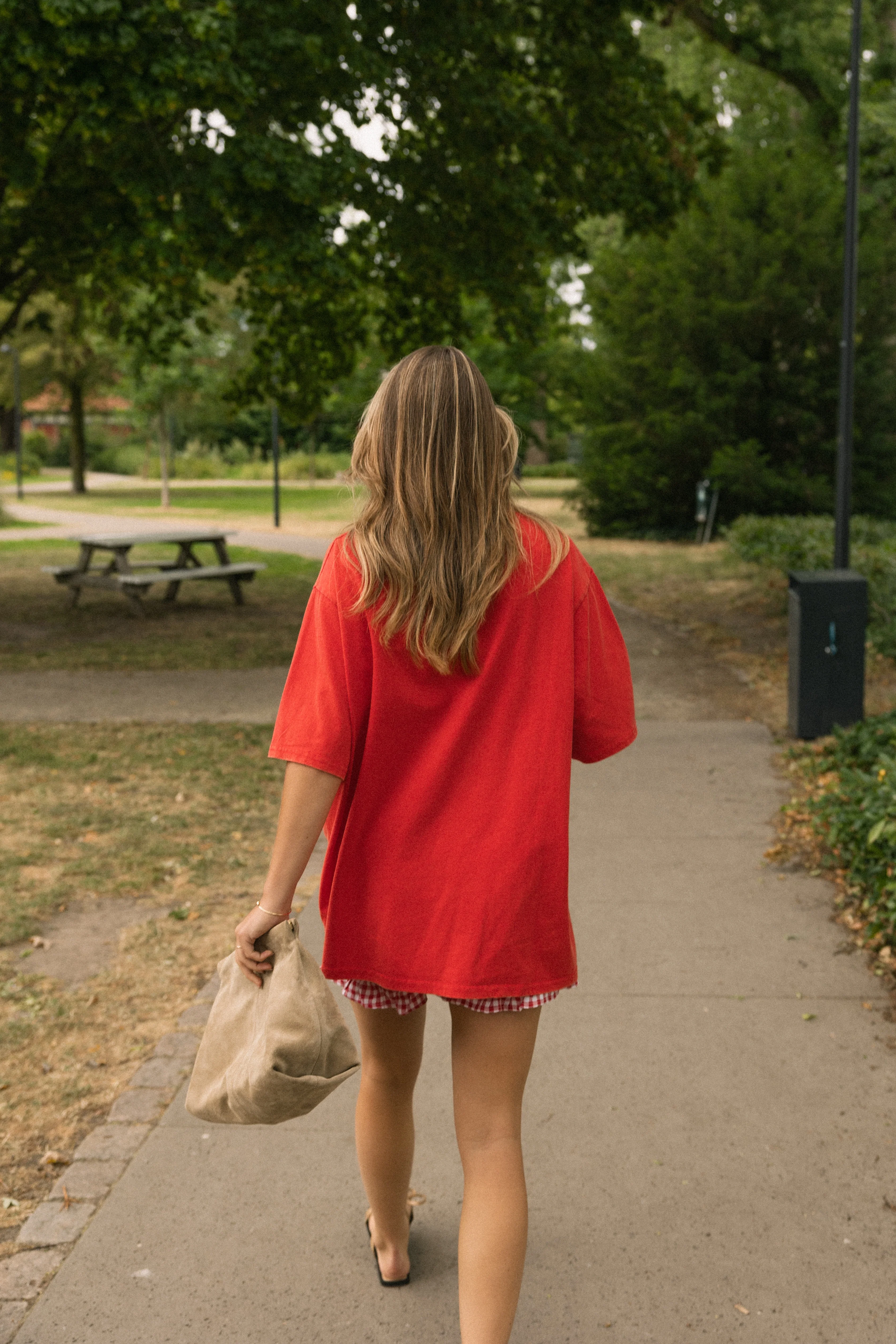 OVERSIZED MABEL TEE RED - Image 6