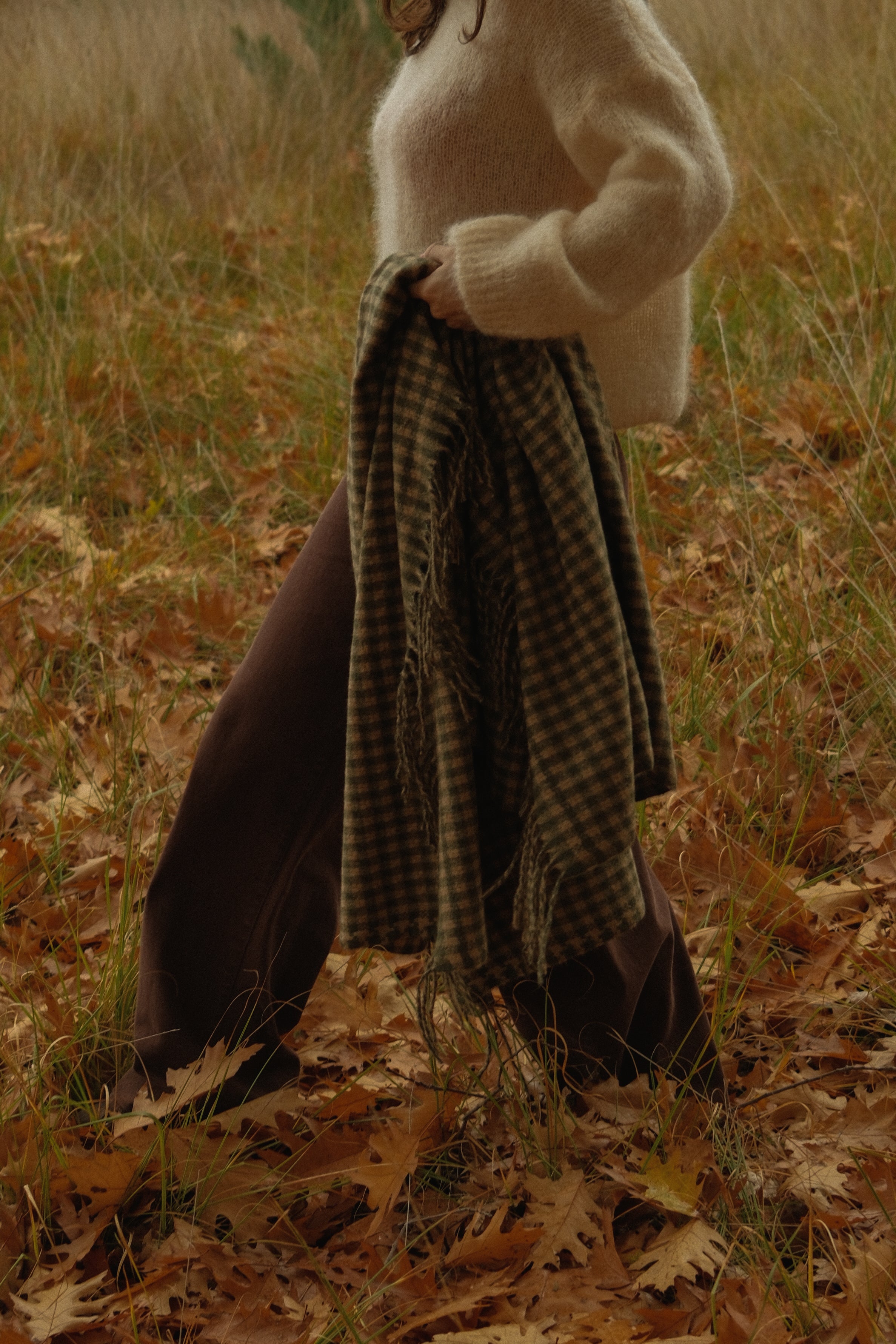SLOW MORNING MOHAIR KNIT BEIGE - Image 10