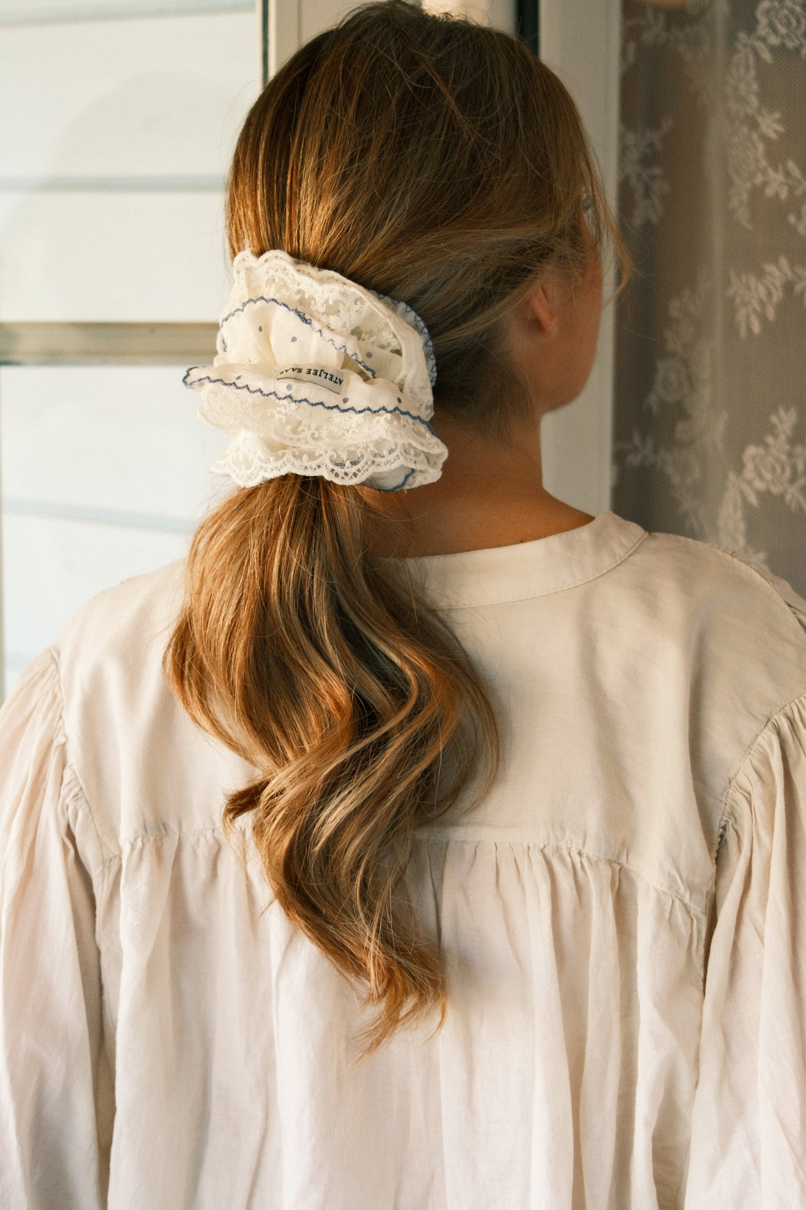 THE FRENCH SUMMER SCRUNCHIE - Image 5