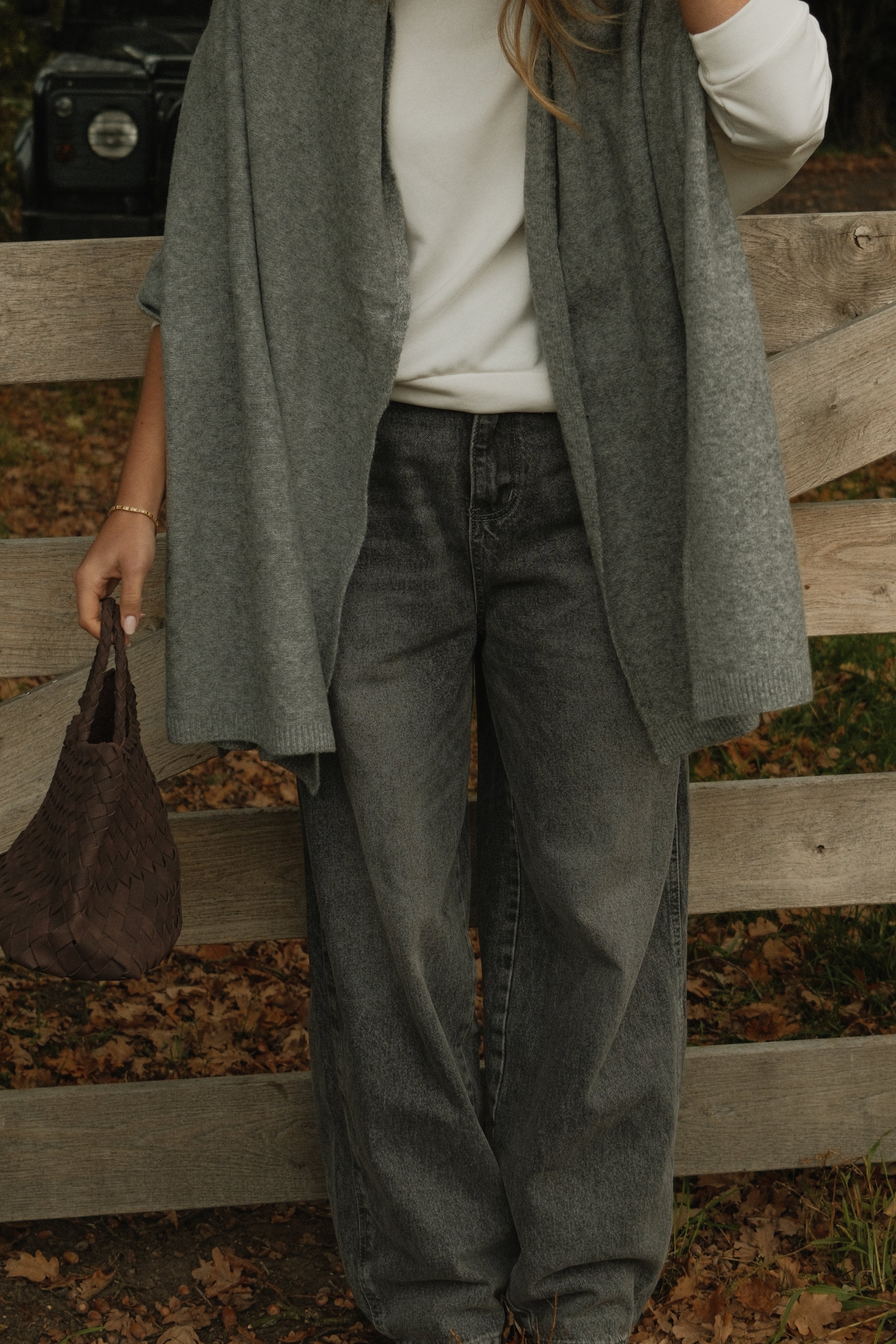 THE RELAXED BALLOON JEANS GREY - Image 7